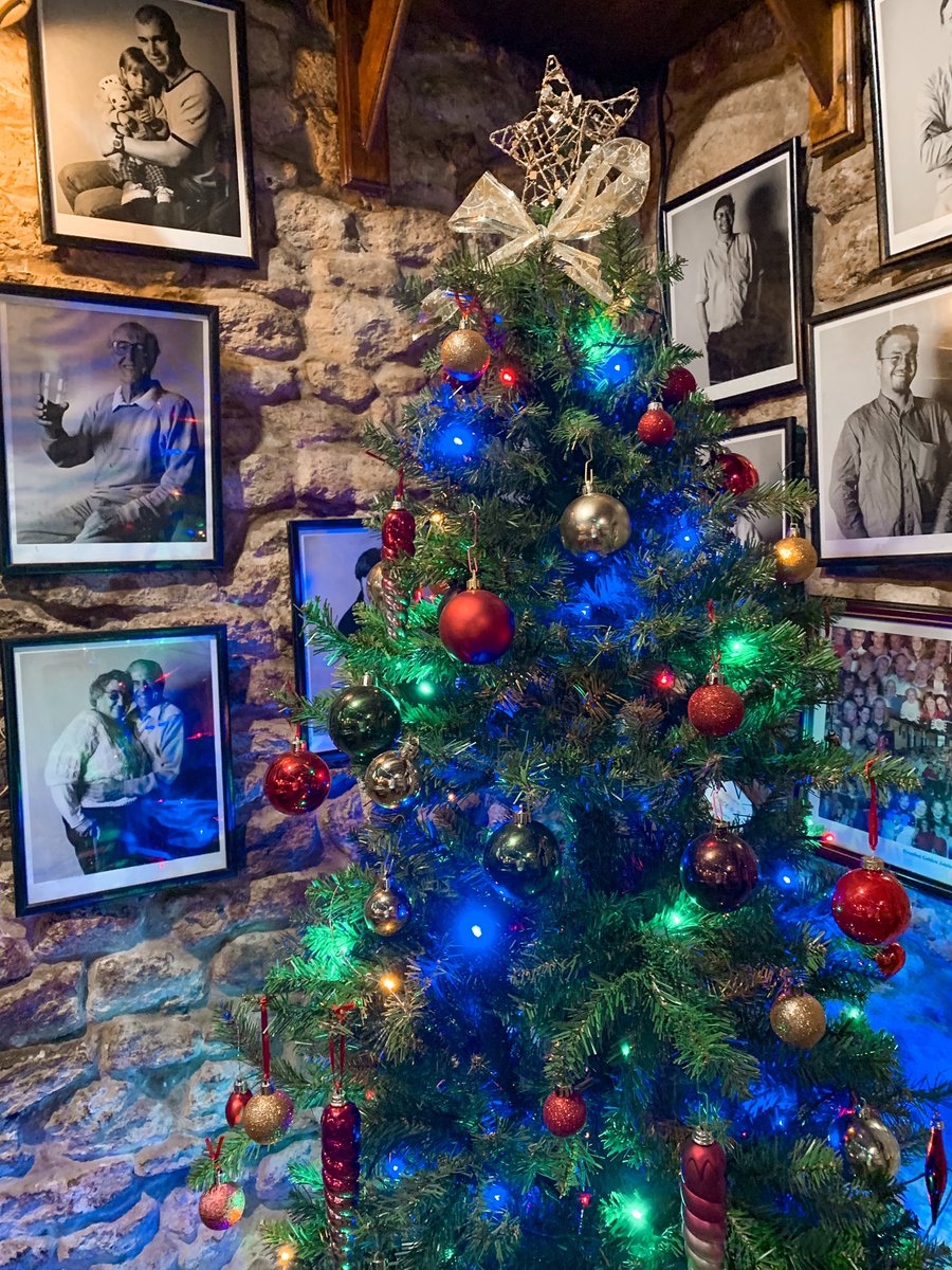 Acorn_Inn's tweet photo. Feeling festive with our wonderful Christmas decorations!🎄🤩
.
.
.
#Christmas #Dorset #winter #AcornInn #stay #relax #feelingfestive https://t.co/OcCbuf0zCh