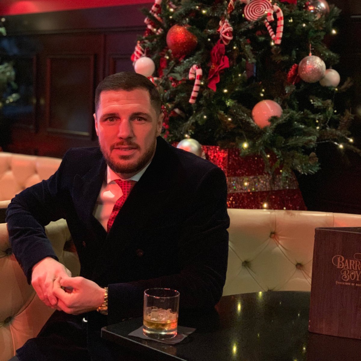 What a Day/Night we have lined up for you here @barrowboyshull. Legend <a href="/benraineydj/">BEN RAINEY</a> Live from 4pm along with Saxophone, Drums and Dancers, It is gonna go off in here. Join me and the boys and let’s really celebrate this Christmas.