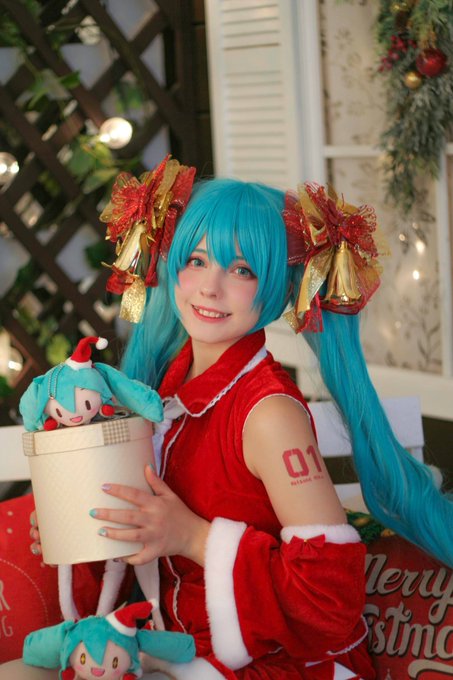 Twitterのコスプレ画像16