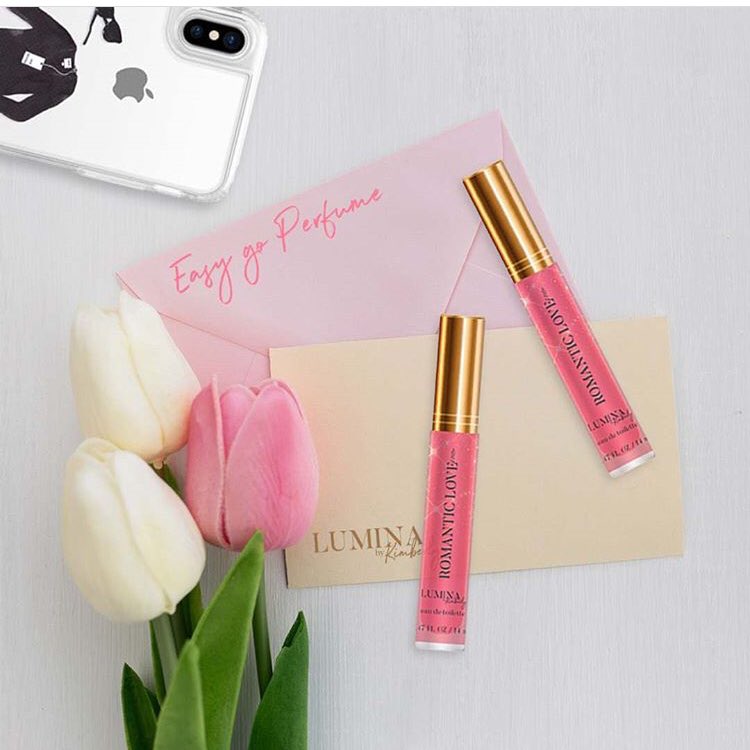 _doraredre's tweet photo. Rekomen Parfum Lokal Wanginya Enak, Awet, Bisa Cowo/Cewe, Murah Mulai 10ribuan!

*Parfum penting bgt, bau badan bikin ga PD ketemu orang apalagi mba/mas crush. Gak perlu mahal, produk lokal banyak yg enak, awet, murah, ada yg bisa buat sovernir nikahan!

Cus kepoin n share RT! https://t.co/K61qeGHBin