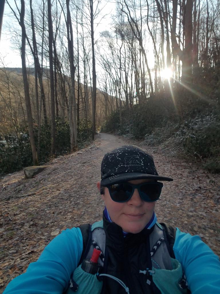 LizArnold17's tweet photo. Did a slow run this morning in The Smokey Mountains. It was beautiful with light snow areas. I loved every moment! #running #runchat #smokeymountains #firsttrailrun #marathontraining https://t.co/gEl3KhKKGD