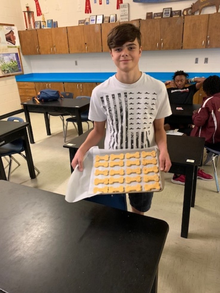 NmmsSteam's tweet photo. Mrs. Albert's and Mrs. Sayan's classes made dog treats for the pups at WANDA Cares dog rescue.  🐕🐕  @NMMScolts #dogdaysofSTEAM #nmmssteam #STEAMMagnetProgram #STEMeducation #steam @MCPS_STEAM @MCPS_choice https://t.co/g2bUir4ixy