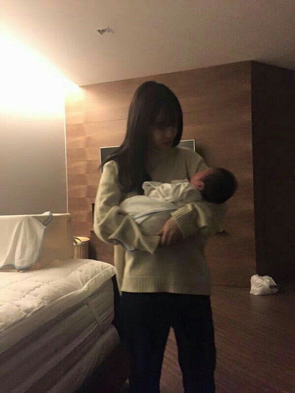 amxlie_p's tweet photo. ޭ ޫ ᭄  ❰❰      𝑾𝑬𝑳𝑪𝑶𝑴𝑬,
                  𝑺𝑻𝑨𝑹𝑳𝑰𝑮𝑻𝑯.

    ────⊰ ❀ ⊱────
                                       ₂₀₁₂₂₀₁₉ ✧ https://t.co/6pYK5W9Mok