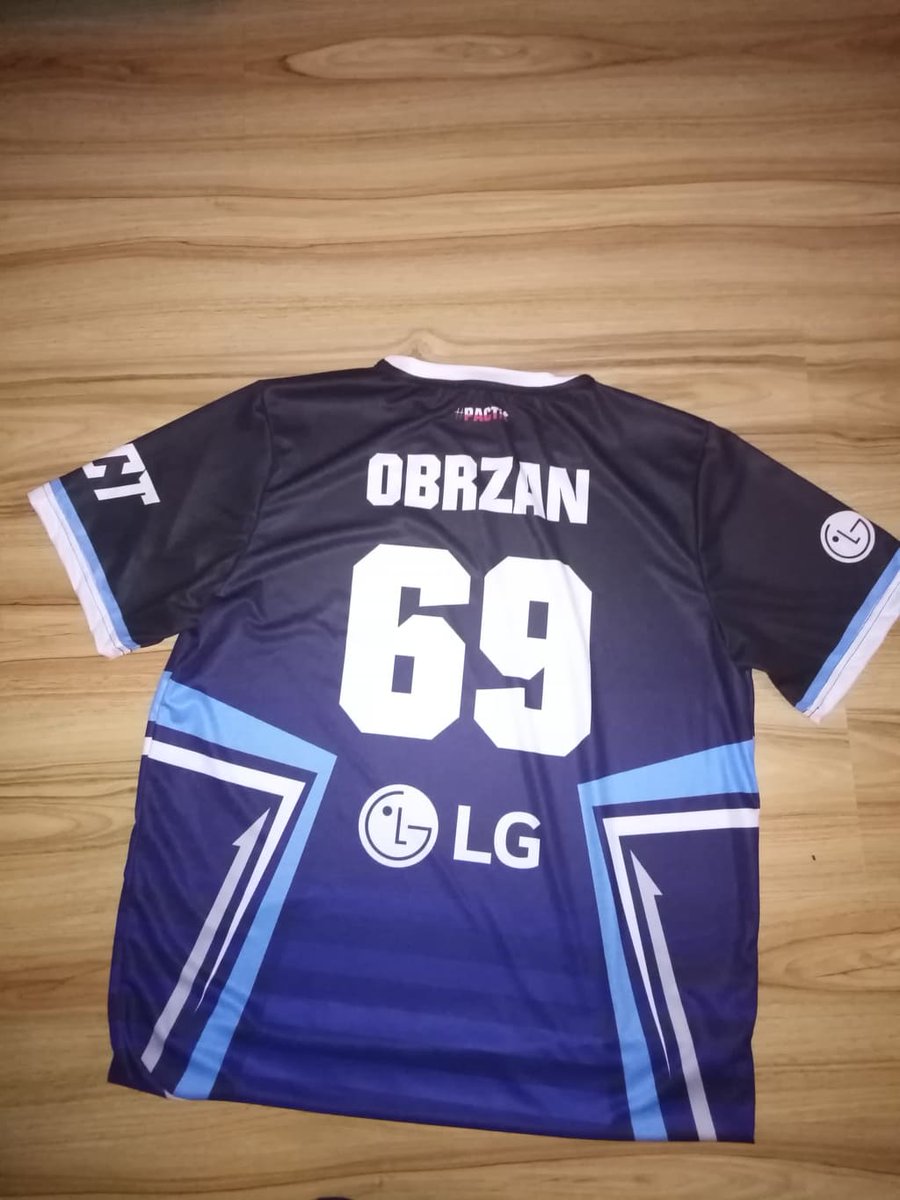 What a sexy jersey! Need to make new photos for #ZEPL! Amazing one :O #ZEPL2019