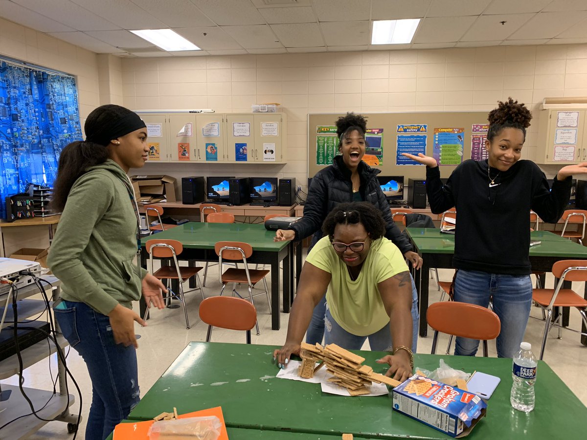 Ms. Engle tweet media