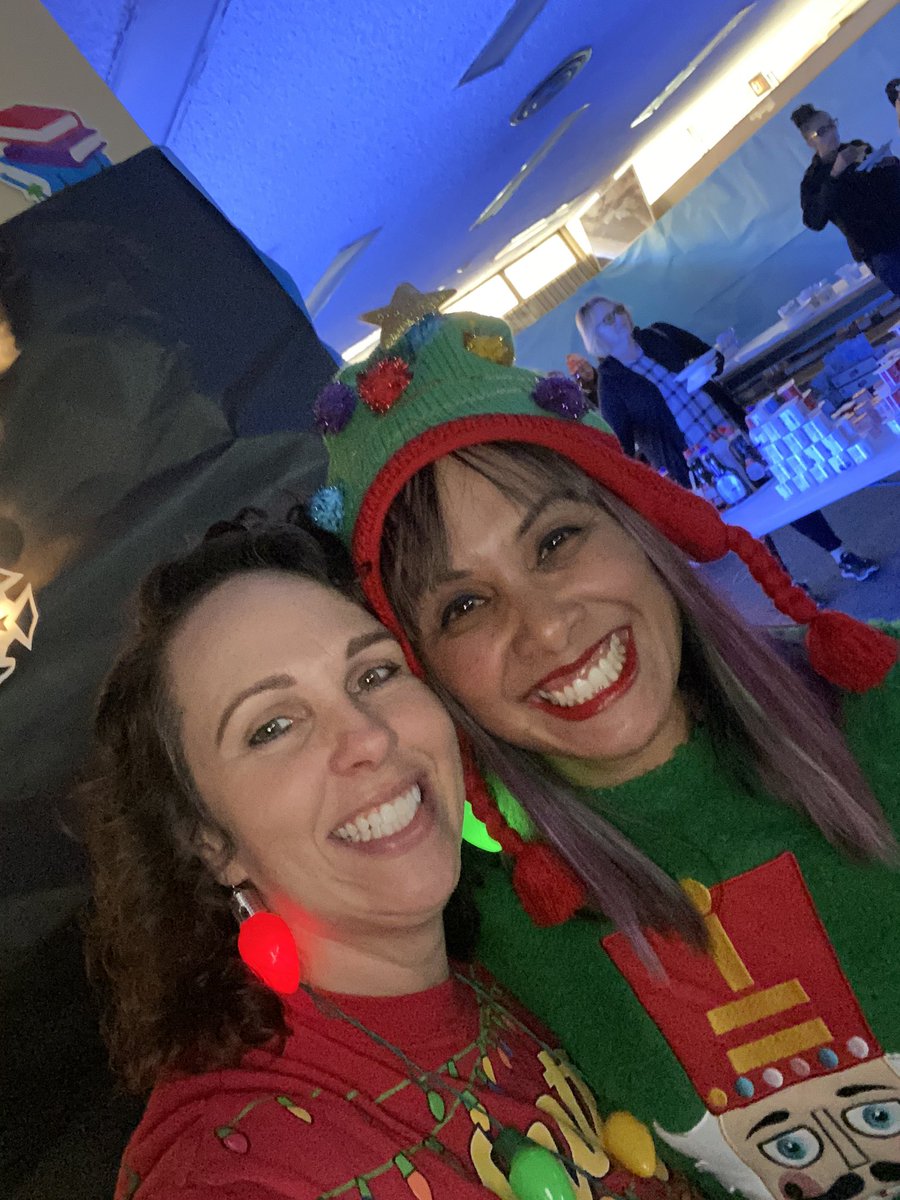 Wow! You really did it up right @mhs_robinson! You and <a href="/FocusRam/">RamHiFOCUS</a> and our administration sent us into Winter Break like champs!
#proudtobeLBUSD