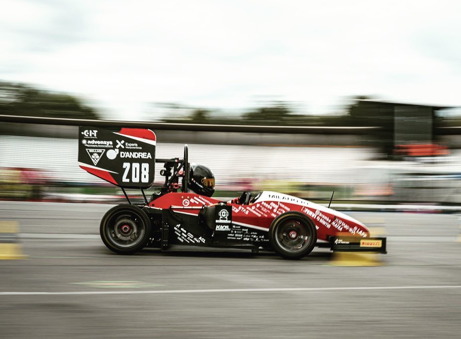 dynamisprc's tweet image. Heading into the #weekend 💥

#ForzaDynamis #FormulaStudent #Motorsport #Fast #Speed #PoliMi #Milano #FSAE #Racing