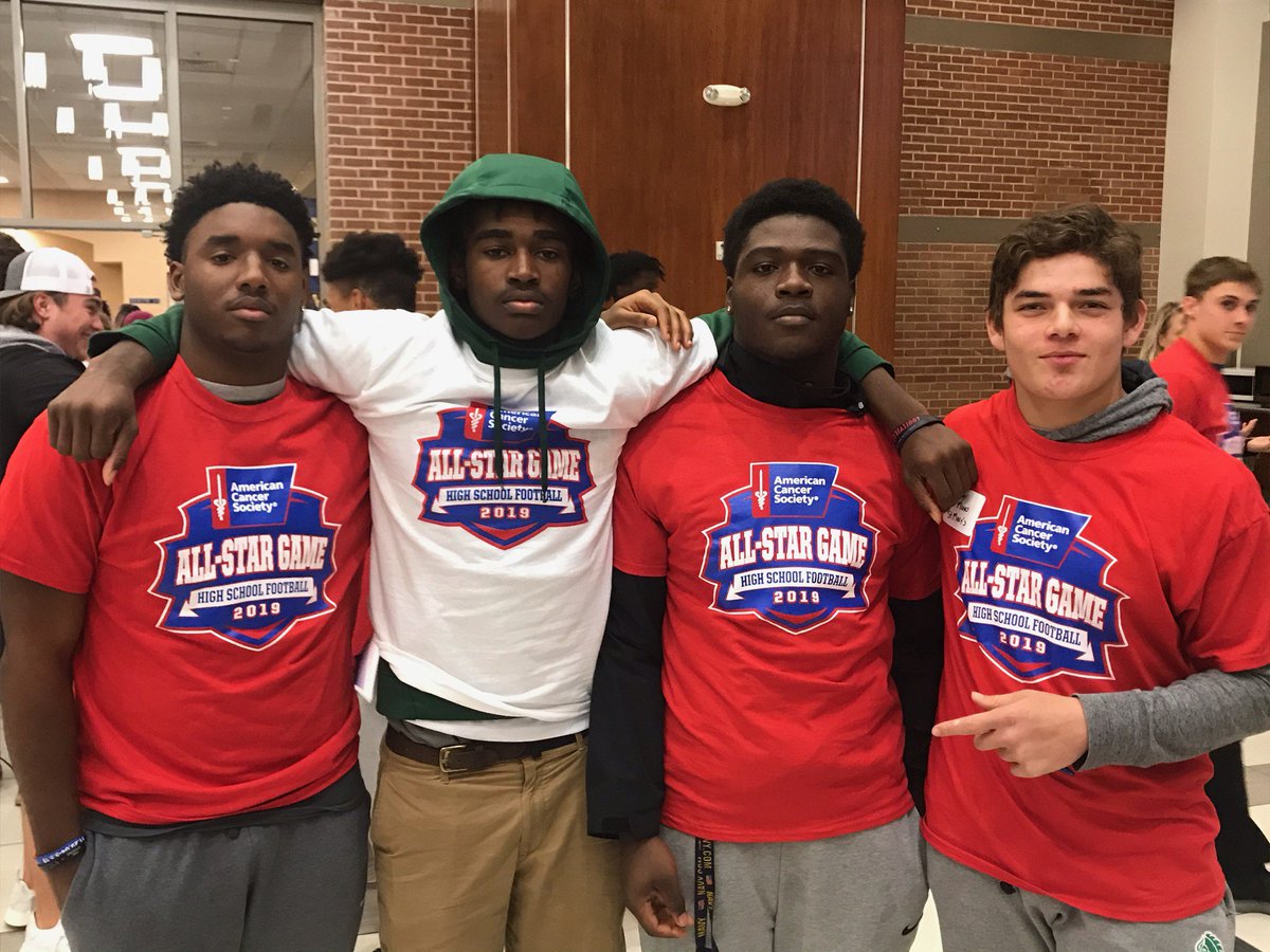 StMarysHSSports's tweet image. The American Cancer Society&apos;s All-Star Game is TONIGHT at Lindenwood! Four #Dragons are playing, Darius Harris, Patrick Harris, Cam&apos;Ron McCoy, and Timmy Muxo.
Check out the PD cover photo @ stltoday.com/sports/high-sc…
#Attackingcancer #ACSAllStarGame
@StMarysDragons
@STM_admissions