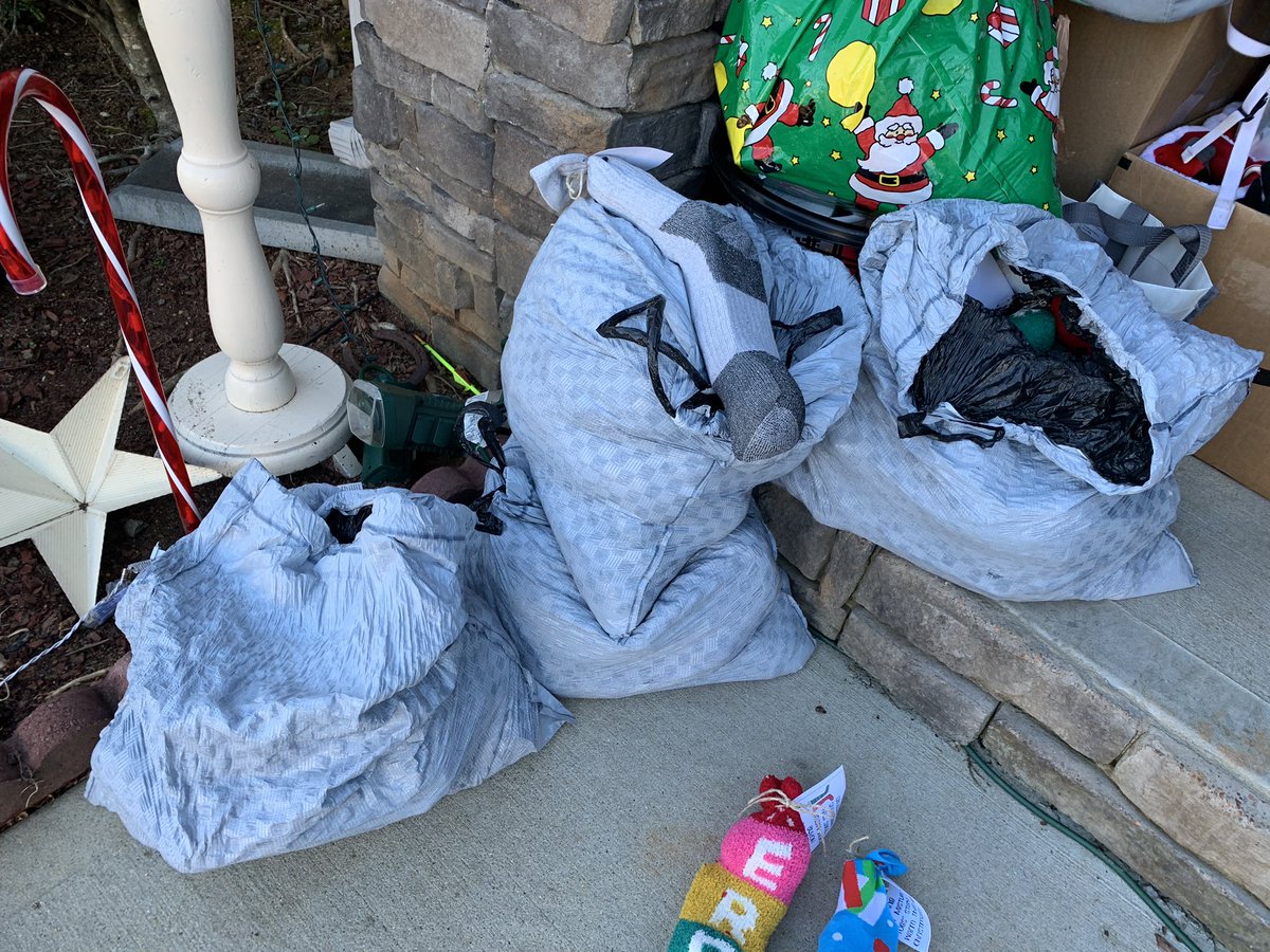 thewingsofarmor's tweet image. Walking out to wonderful surprises to hand out Christmas Day. @OakCityCares @RaleighHomeless @ABC11_WTVD