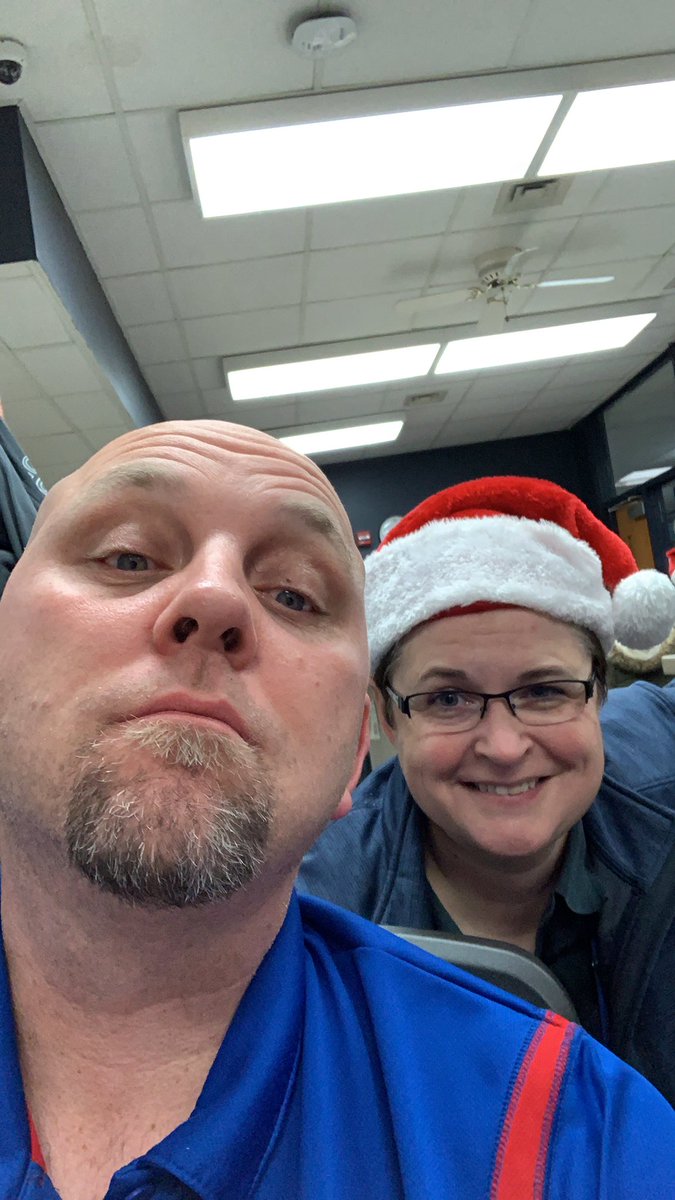 mrwingmhs's tweet photo. Merry Higgsmas...#APSelfie #SecuritySelfie https://t.co/69pIgIqMUk
