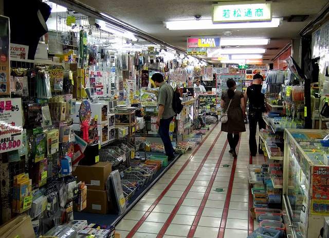 若者は知らない 秋葉原駅前のバスケットコート の思い出 Togetter