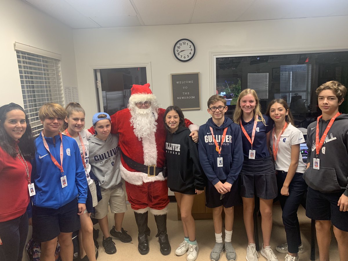Santa stopped by the studio this morning. Happy Holidays!! #gslearning <a href="/gatormac32604/">John McCloskey</a> @GulliverSchools