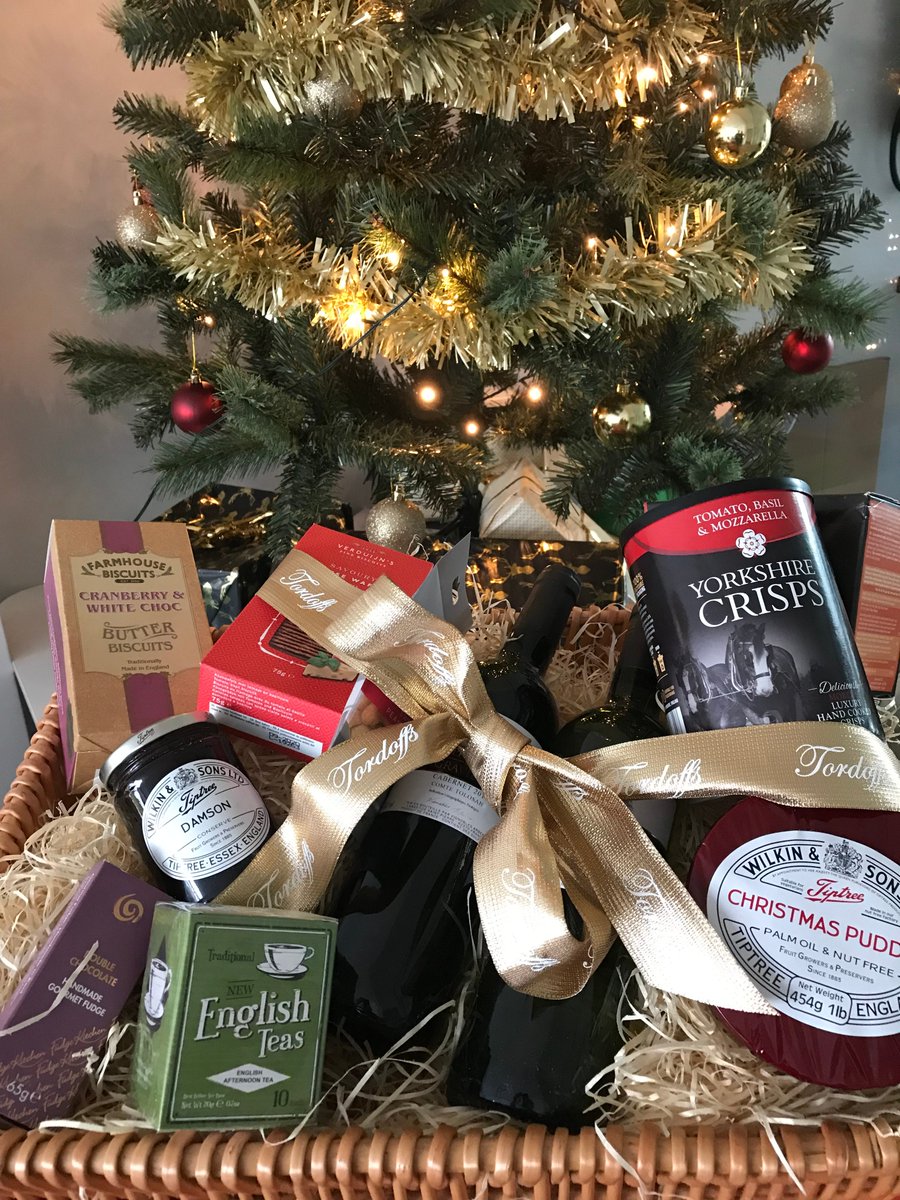 hemisphereuk's tweet photo. So proud of the team this year and to top it off we’ve been sent these delicious Xmas goodies from our wonderful clients #teamwork https://t.co/9gA4vfbX6E