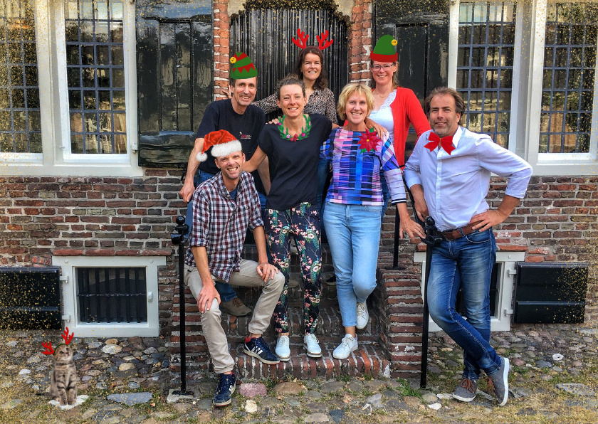 De komende 2 weken gaan wij onze fietsvakantieplannen maken, klusjes in huis afronden en genieten van de vrije dagen met familie en vrienden. We wensen jullie fijne dagen en spreken elkaar volgend jaar! Gr. Nederland Fietsland. Jon, Anita, Jantien, Leon, Marina, Janiet &amp; Eric.