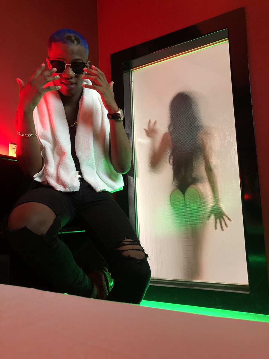 barbelmk5's tweet photo. Y nos comemos como animales 💋🇵🇦🤤🎥🎥🎞GalaXy álbum 🧭 https://t.co/0OnBoZoToM