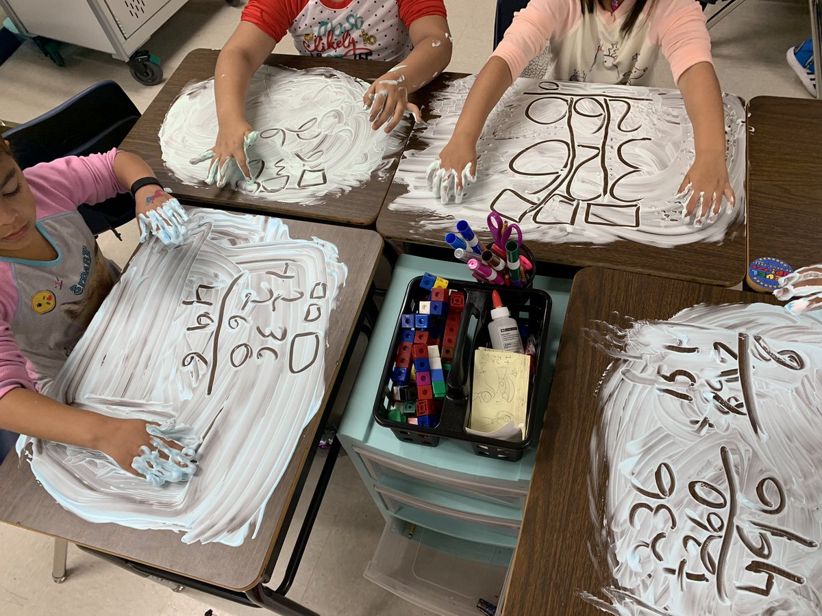 Deras36057045's tweet photo. #NISDLegends #NISDGlenn 3 digit addition+ shaving cream+ food coloring=hands on learning https://t.co/w4Z50S7kOZ