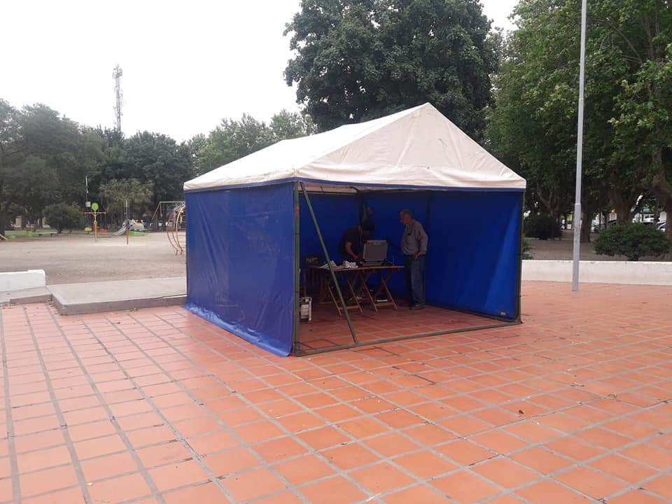 lu30rm's tweet photo. Estamos en vivo desde la Plaza San Martín https://t.co/N23bkrk3Xn