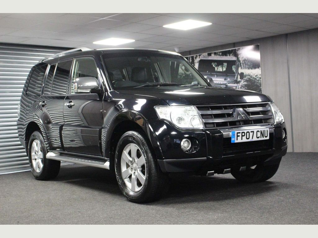 PennineAutosLtd's tweet photo. Take a look at this awesome 3.2 Shogun Warrior!
https://t.co/TXinNuDPbx
#LandRover #Defender #PennineAutos #Wakefield #defender90 #landroverdefender90 #landroverdefender #landroverdefender110 #lr90 #quietdefender #lr110 #RangeRover #Vogue https://t.co/E2x0Zs6wOl