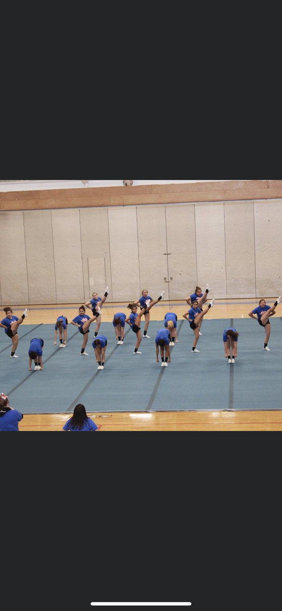 Lincoln Park Cheer tweet media