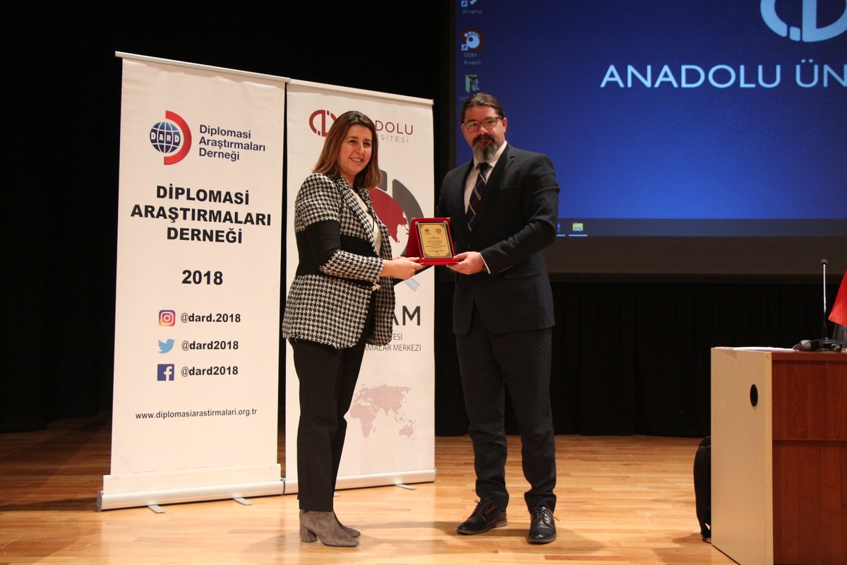 AUANASAM's tweet photo. Anadolu Üniversitesi Stratejik Araştırmalar Merkezi (ANASAM) olarak düzenlediğimiz “Türkiye-Ermenistan İlişkileri” Paneli, Öğrenci Merkezi Salon 2016'da, alanında uzman isimlerin katılımıyla gerçekleştirildi.
@ProfDrComakli
@Anadolu_Univ
@AUANASAM
#Anadoluüniversitesi
#ANASAM https://t.co/6UVjYXaN3F