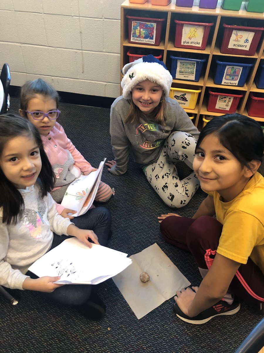 MsNewbold_CIS's tweet image. Thank you @ClarkKinders for inviting us to your publishing party! @CIS_APS