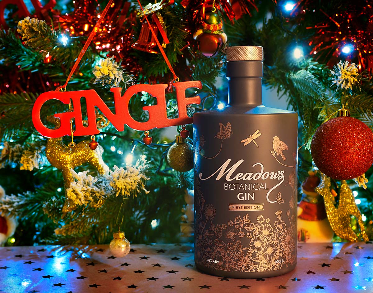 Merry #Ginmas from all at the Meadows Gin team! 🎄🎅

We've had a brilliant year and we can't wait for 2020. But for now, we'll be slowing the rush with a gin in front of the fire.

Have a brilliant day and sip your beverages responsibly! 🥂🥂

#gingle #slowtherush
