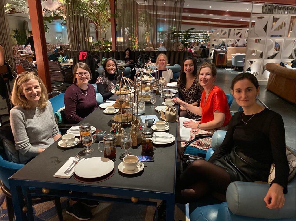 YellowKiteBooks's tweet photo. ...and the Yellow Kite team’s out of offices are on until 2nd Jan! 🎄Wishing our wonderful readers, authors, agents and colleagues a very merry Christmas. Here’s to 2020! 🌟 https://t.co/zrphsJXvAX