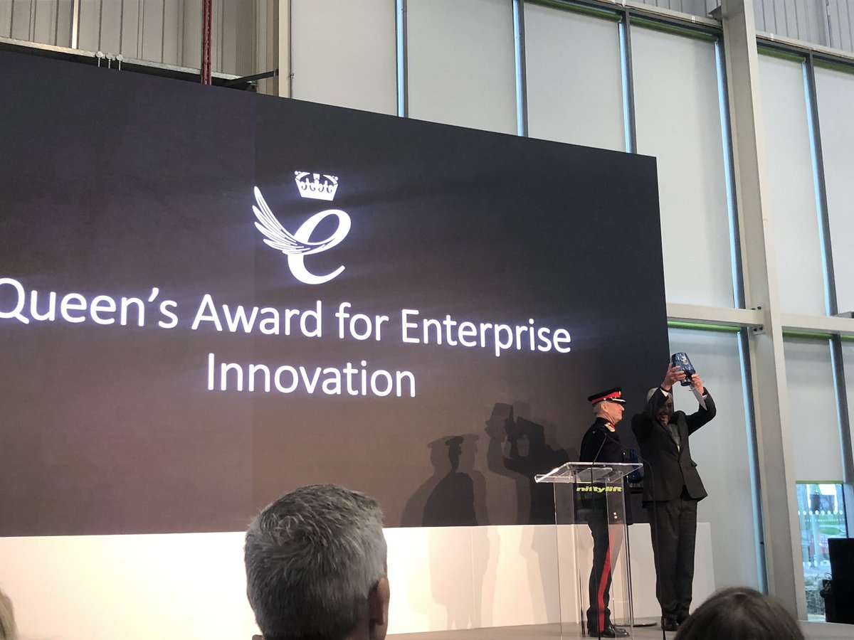 jessbowdeneyre's tweet photo. Words cannot describe how proud I am of this man for achieving such an incredible accolade of TWO @QueensAwardVS True recognition of what a remarkable business and workplace he’s built @NiftyliftWorld #prouddaughter #queensaward #innovation #internationaltrade https://t.co/S25oMCY11G