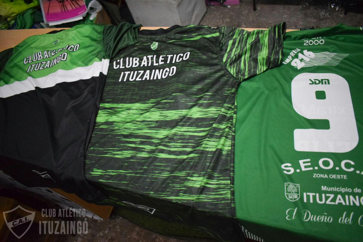 🌲🎅 En estas fiestas regalá Verde...

Pasá por #ItuzaingóManía y encontrá los productos del León 😀

📌 Sede Social (Los Pozos 48)