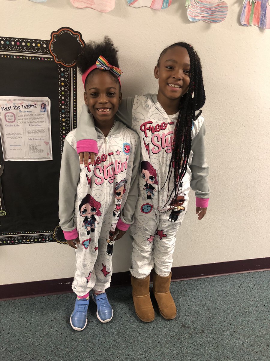 HJackson_RSPA's tweet photo. PAJAMA DAY‼️ Happy Friday!! #1stgrade https://t.co/Ryg9zDzVHs