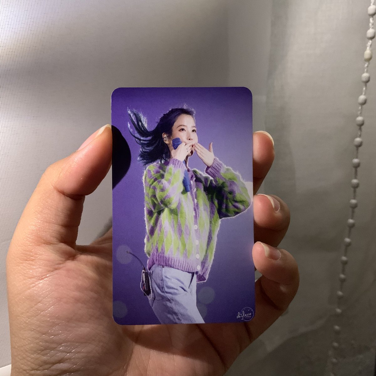 koominholic's tweet photo. Hi to all ku-aenas who will be attending #IULovePoeminKL i will distribute this pretty photocard by @notkyungsbae tomorrow at Axiata Arena

Place &amp; Time will be announced as soon as i arrived at the venue

Just find me &amp; say “hi” 🥰❤️ SEE YOU TOMORROW KU-AENAS!! https://t.co/KUXSLAjNeV
