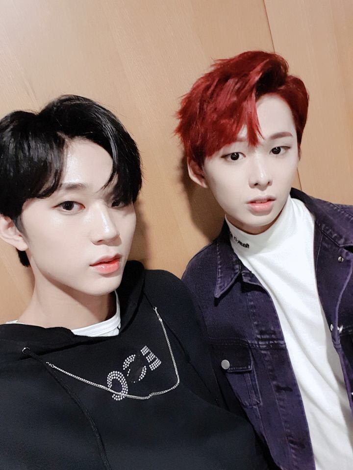 SoftDimond's tweet photo. All I want for Christmas is youuuu~~
#Chanjae #D_Crunch https://t.co/Qz8eRJ0OUo