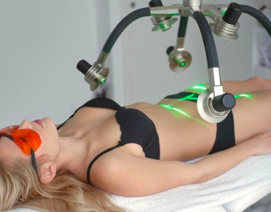 eppingclinic's tweet photo. Verju safely causes the release of fatty lipids from within fat cells causing the fat cells to collapse and shrink to a smaller size, which reduces the circumference and appearance of cellulite. 

To book you can visit 🖥 https://t.co/lqIruKNHZ4 
📩 info@eppingbeautyclinic.co.uk https://t.co/k4ewu22mVS