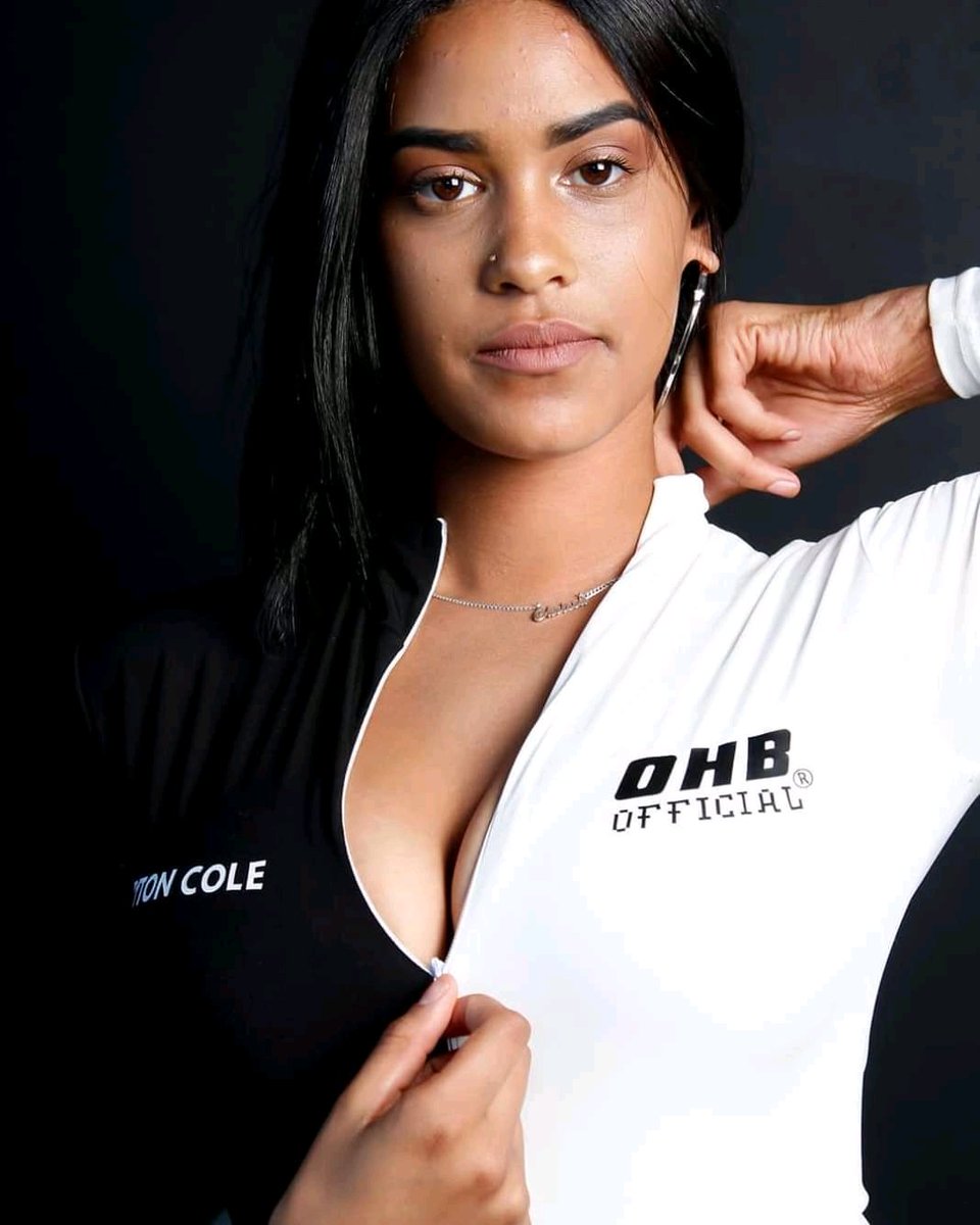 somethingslick1's tweet photo. @todo_simms I do custom apparel
Also collaborated with a local designer @PeytonCole on a summerwear range which you can find on Insta @OriginalHoodBrand follow us to see more of our work
#LocalBusiness #Designer #WeWorking #IsFestive https://t.co/DoGd0Oxadf