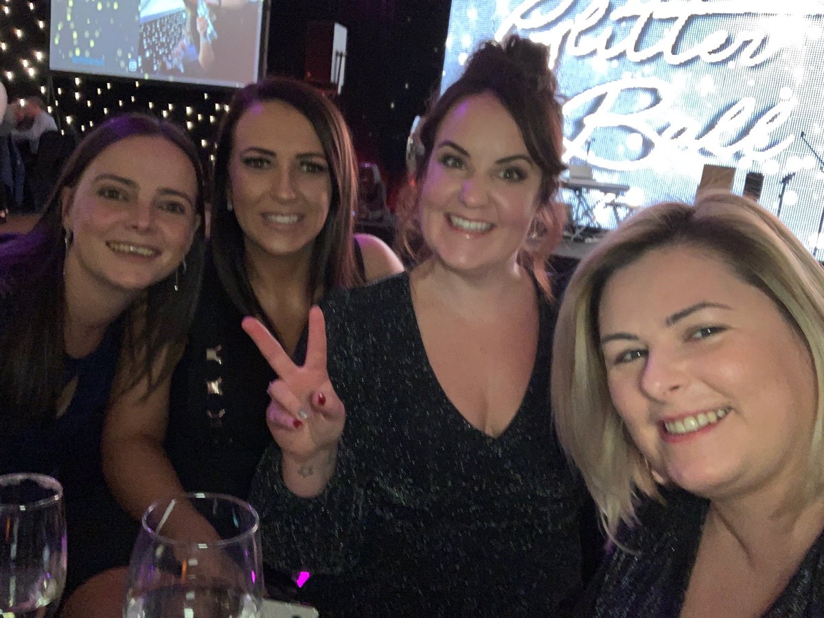 Louiseg82's tweet photo. #DTGlitterBall https://t.co/0cAowjjnAs