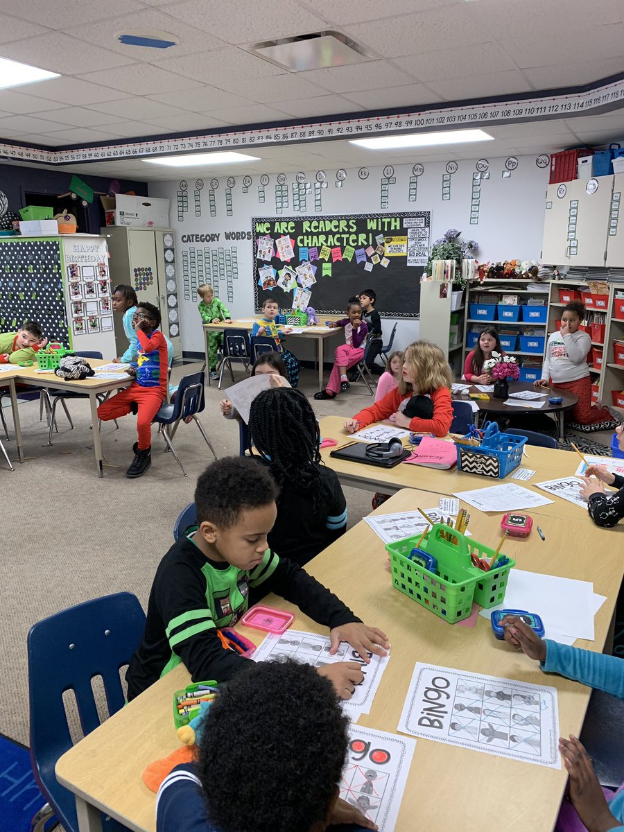 Julsk41's tweet photo. Playing Zones of Regulation bingo with Mrs. Small and Mr. Kielon.  @Englishvillage2 @GCSDsuper @GCSDcommschools @GreeceCentral @stevielew1972 https://t.co/g3BBcJFeYY