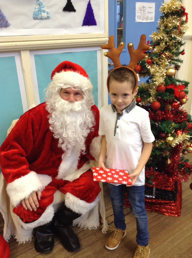 MissPricePont's tweet photo. We had a visitor from the North Pole Wednesday! https://t.co/8a2OHH3fkR