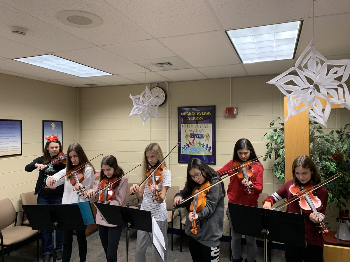 MAS_Music2551's tweet photo. The best way to spread winter break cheer is playing music for everyone here. https://t.co/DvmHv0wpYA