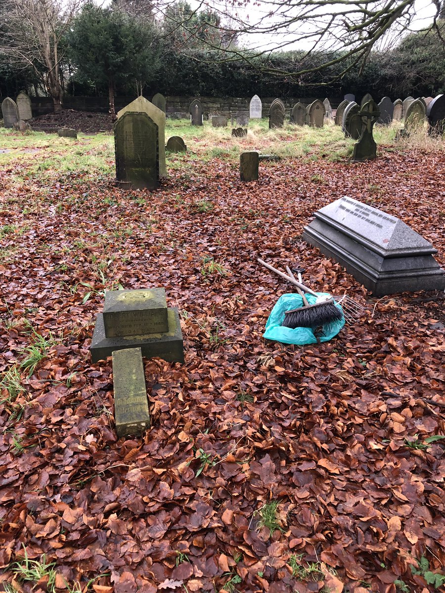 WarriorsWaste's tweet photo. Had a lovely day clearing memorial stones of leaves and overgrown grass. I’m continually inspired by volunteers here including Ken who works on the garden every Friday 🌿🙏🏻@St_WilfridsCE  @WatkinRoseHill @CllrMaryM https://t.co/3I3DB2Xo3U
