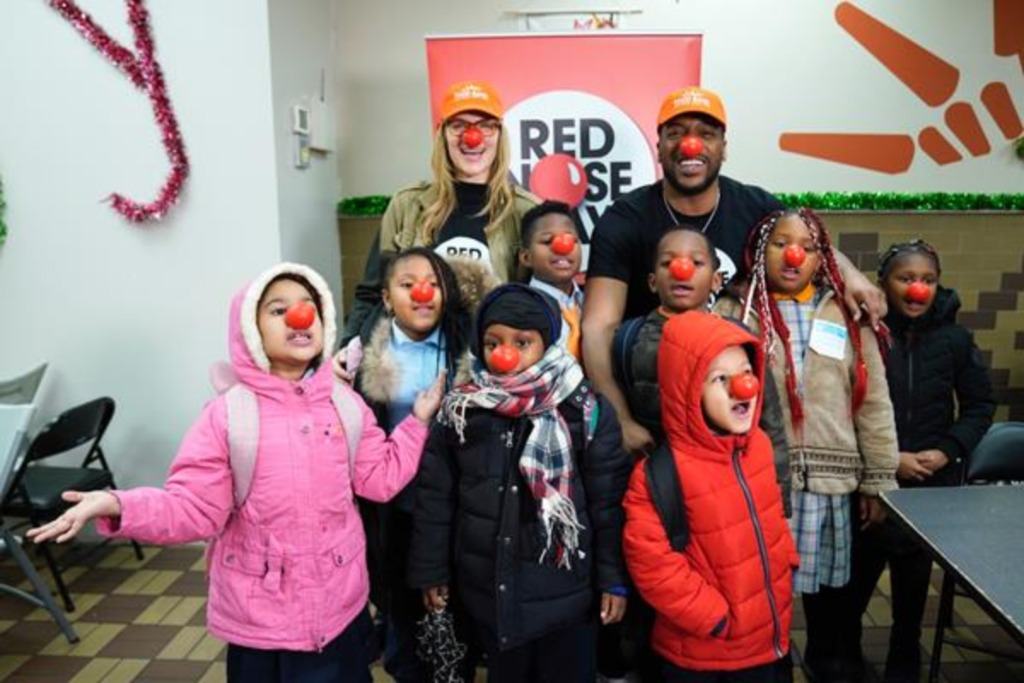 Valpakcoupons's tweet photo. Since launching in 2015, the @RedNoseDayUSA campaign to end child poverty has raised $200 million, impacting 25 million children. Learn more: https://t.co/WXheVsdaPK #RedNoseDay #NosesOnValpa https://t.co/5OPekbvb2U