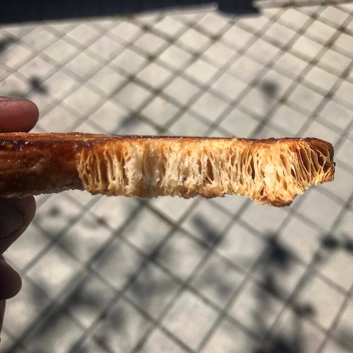 EcthB's tweet photo. Laminado de las #palmerasdehojaldre , listas para comer #hojaldre #pastrypuff #patefeuilletee #artisanbakery #artisanbread #panaderia #masamadre #sourdough #Levain #pandeverdad #reposteria #ManosALaMasa #EcthBakery ✨ pedidos/commandes/orders ✉️ ecth.bakery@gmail.com ✨ https://t.co/3MwJjxpSyL