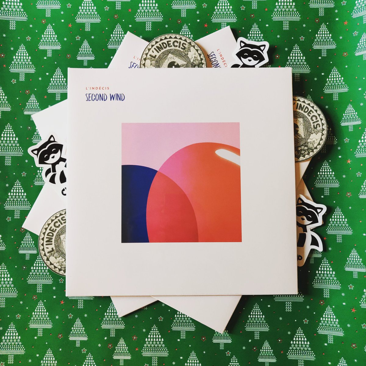 lindecismusic's tweet photo. 🎄CHRISTMAS GIVEAWAY 🎄
Like and retweet this post to have a chance of winning a signed vinyl copy of Second Wind LP with a bunch of stickers 😊 Two people will be chosen at random the 25th of December. https://t.co/CRlTuokCvK