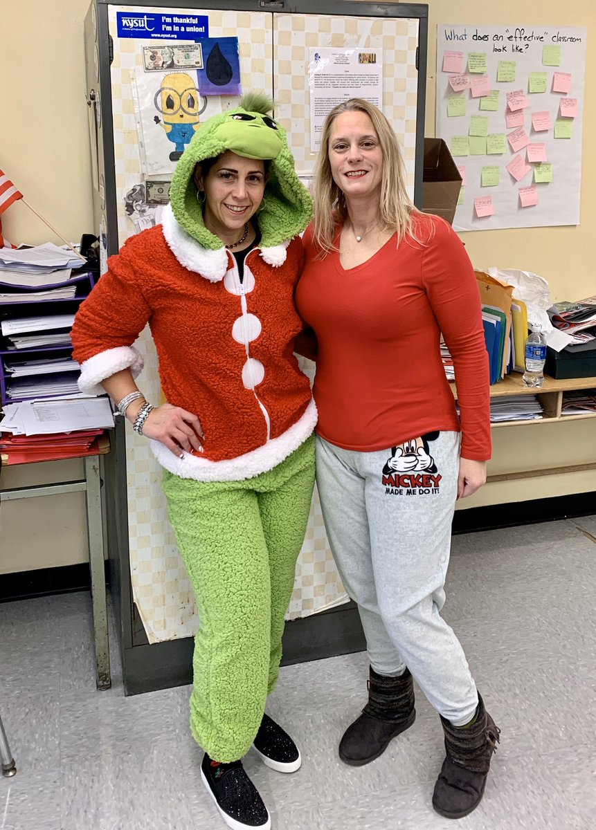 #everythingisawesomeIS27 where we are comfy and cozy on PJ day!
<a href="/IS27Prall/">I.S. 27</a> <a href="/bellantoniTTG/">Bellantoni</a> @ExecSupALodico @vgallassio @Drdididiva <a href="/MrGenoveseIS27/">Matt Genovese</a>