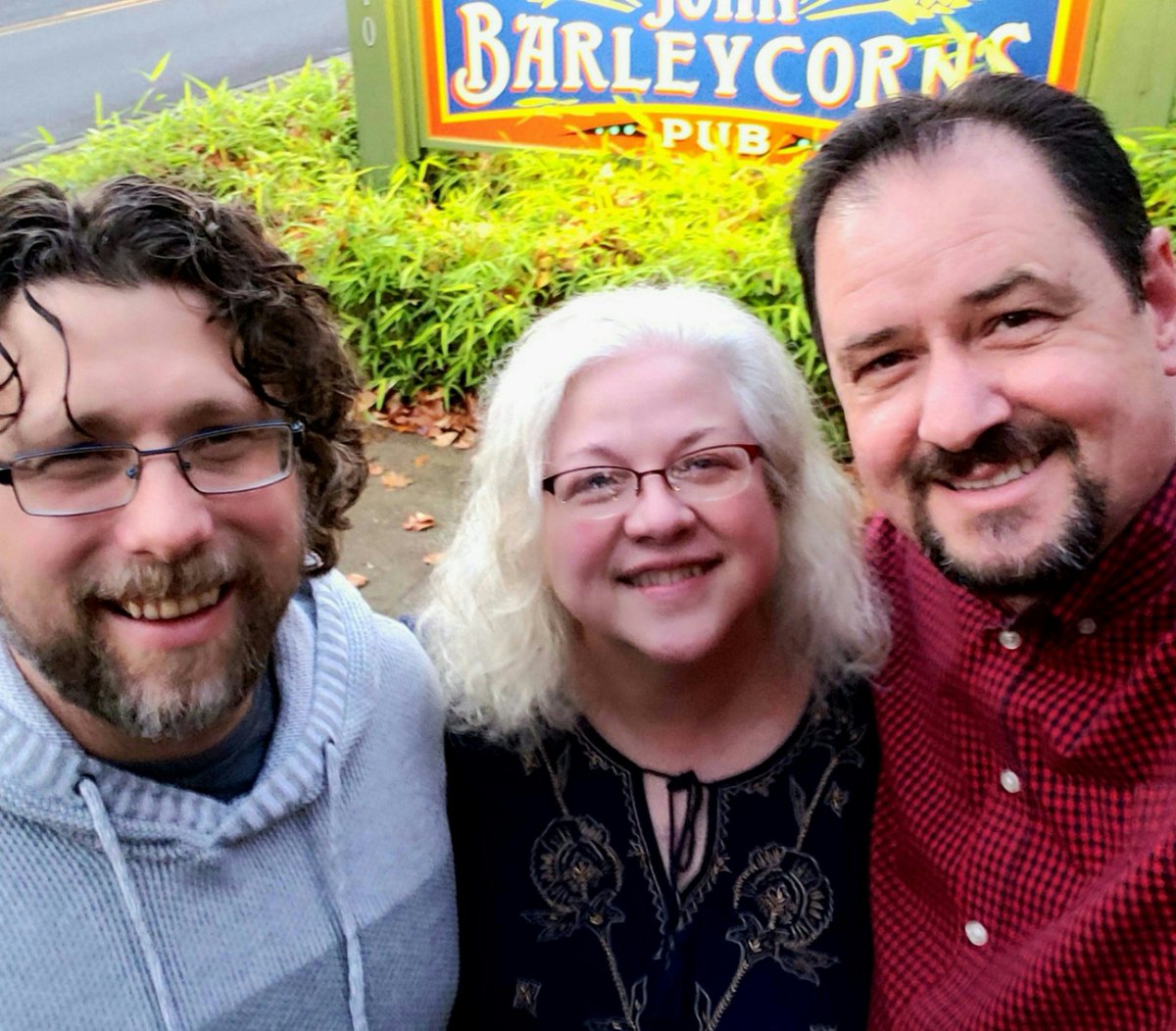 sandyhubbard's tweet photo. Happy birthday, Scott @d_scott! #usguys cc/ @todcordill @360arise @julie_next @Jamieprints @Nickyhants @StephenCaggiano #YEBW2020 @Tweetinggoddess @McDermittMarvel @iSocialFanz @AbsenceSoft #MotivationalListener https://t.co/Q1inOMRRsI