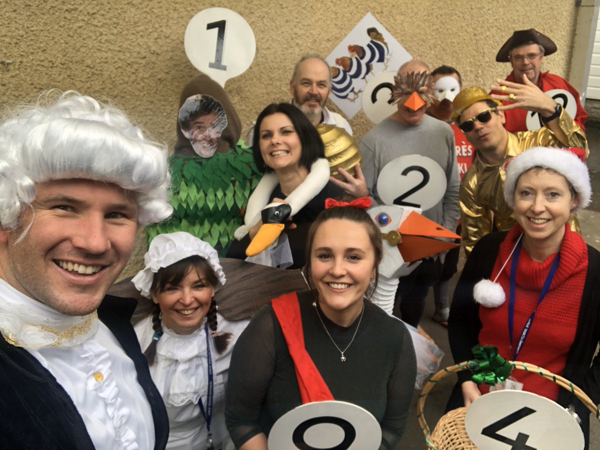 Merry Xmas from the Design Technology Dept who put on a wonderful display of the ‘12 Days of Xmas’ in the end of term whole school assembly <a href="/gordanosch/">Gordano School</a> (Also many thanks to Santa for my Xmas present this year 📖 🎅🏻) Merry Christmas🎄