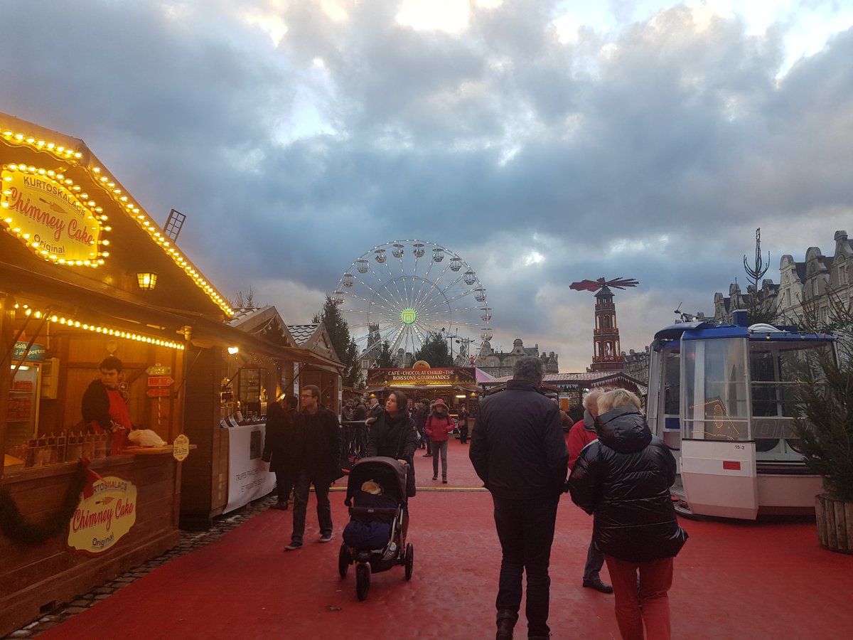 deGourlay's tweet photo. Christmas Market. #Pray4Peter https://t.co/C9NAVAtpHb