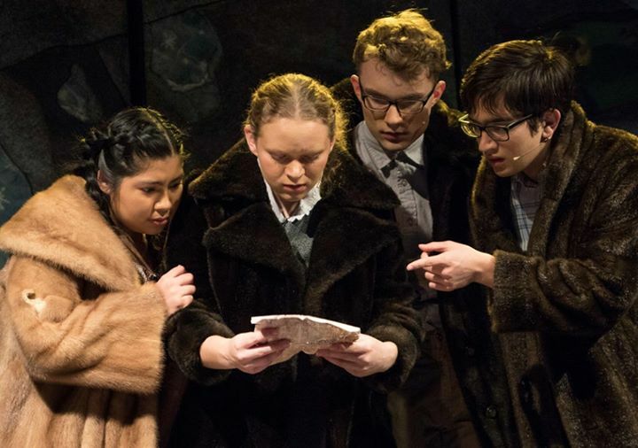 argentina_om's tweet photo. UN DRAMA QUE CAMBIA VIDAS

La novela de CS Lewis, El león, la bruja y el armario , se ha adaptado como una obra de teatro y se realiza semanalmente a bordo de Logos Hope , con los miembros de la tripulación del barco actuando y escenificando toda la prod… https://t.co/U5WWxV2UUY https://t.co/GNz092d4mS