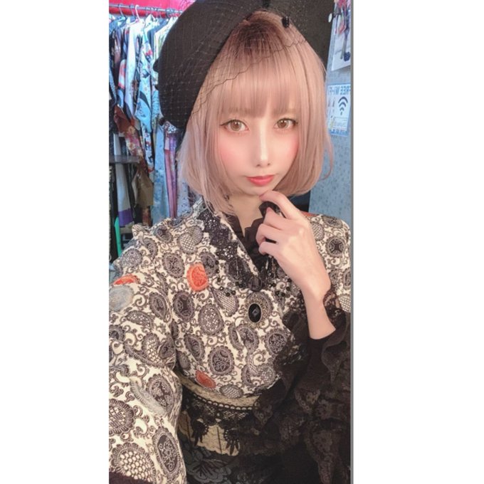 Twitterのコスプレ画像22