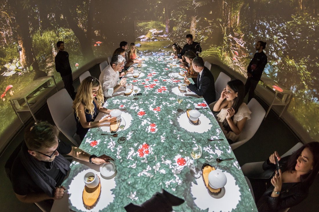 hvgoenka's tweet photo. #Sublimotion is an exclusive and perhaps the finest experience to stimulate the 5 senses with incredible food, art, and technology. #ibiza
Same table, different courses, different moods.... https://t.co/YcRJIhanfY