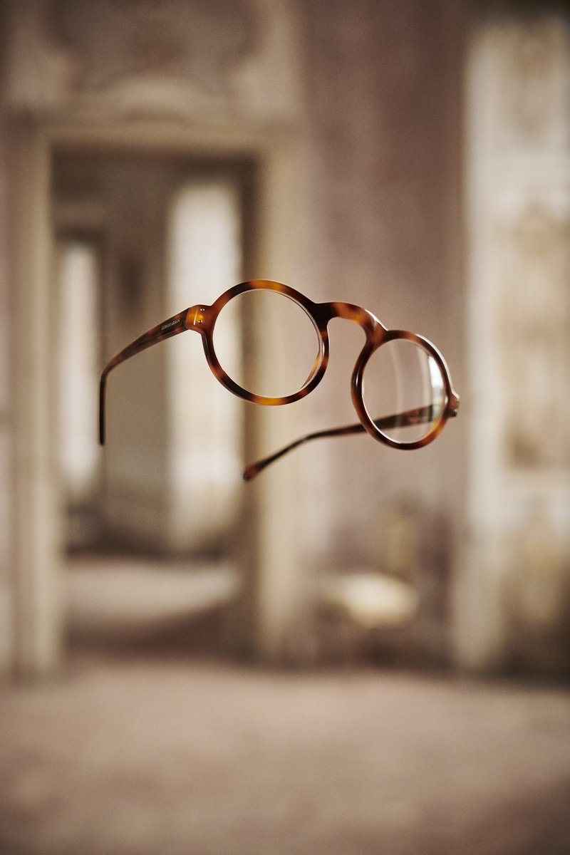 armani's tweet photo. Choose a stylish pair of glasses that will outlive any trend from the #GAeyewear #GANewNormal collection
Shop here for women:
https://t.co/RLsPGDeYSu
Shop here for men:
https://t.co/YMiFDOcprr https://t.co/5KD2VlT1Ir